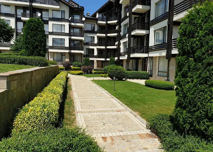 Здравен курорт Private In Aspen Golf And *